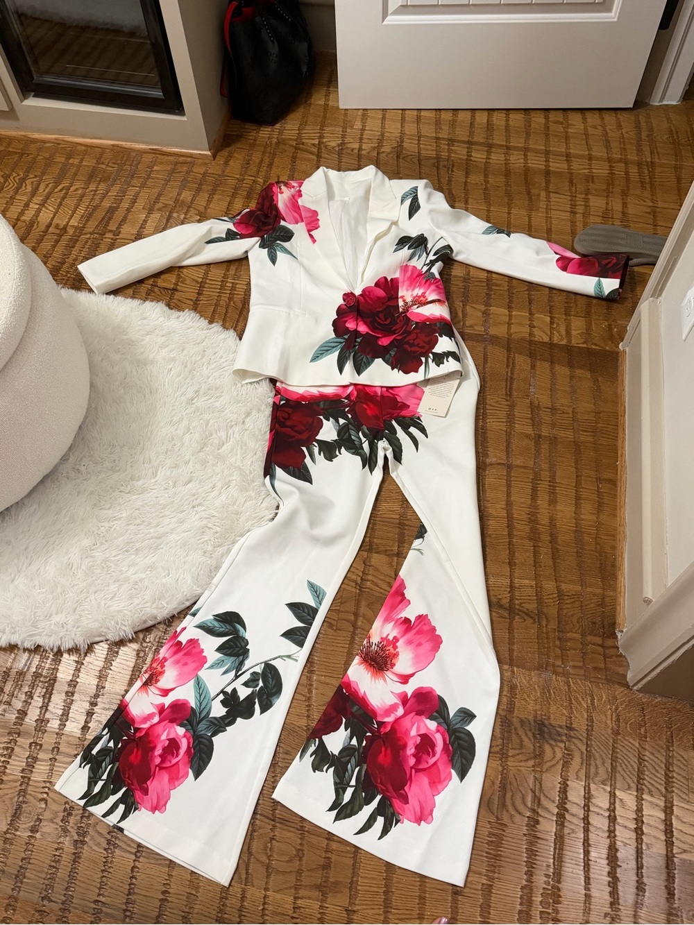 White Floral Blazer & Flared Pants Set - Pink Red Floral Print